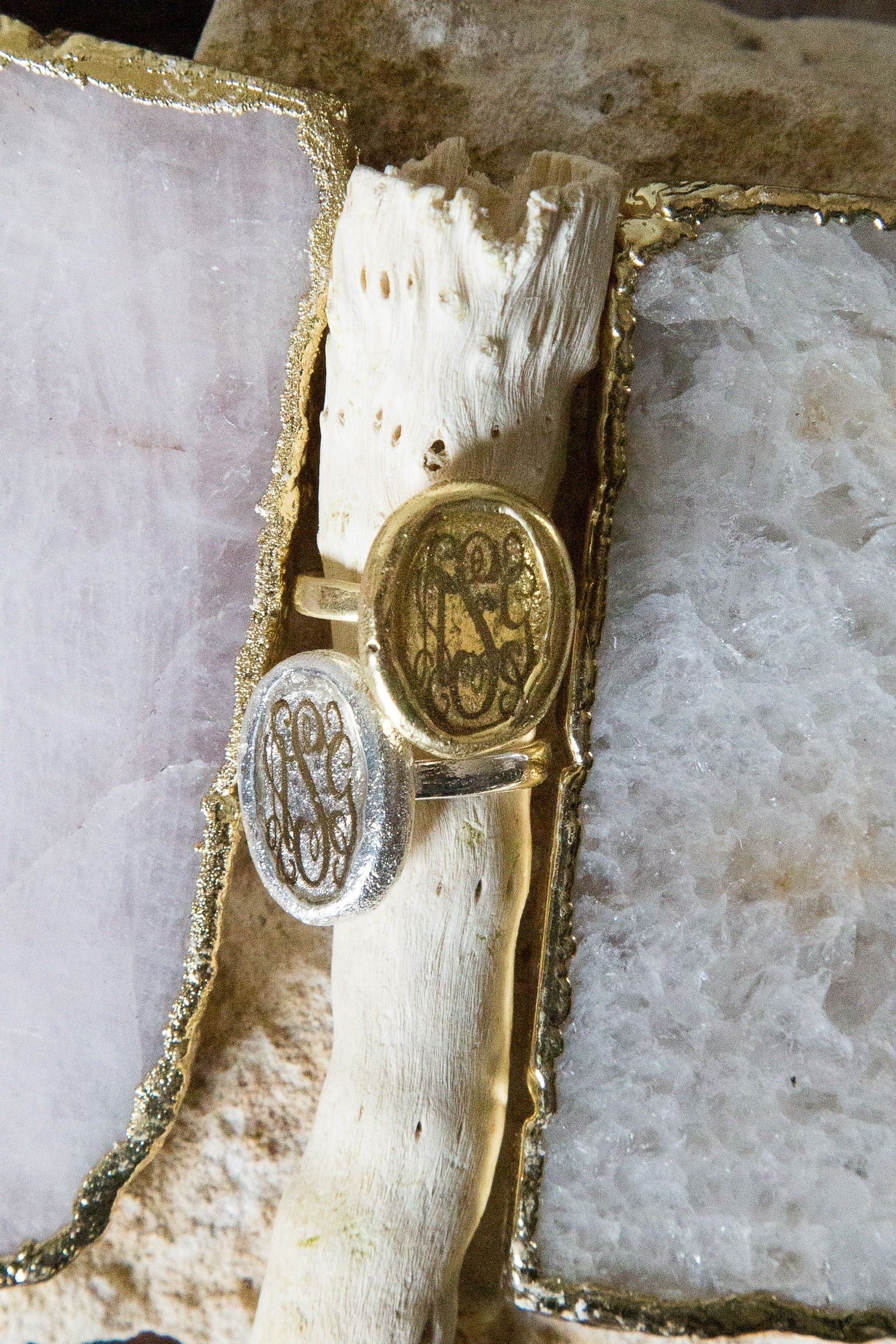 Silverado Momogrammed Oval Ring