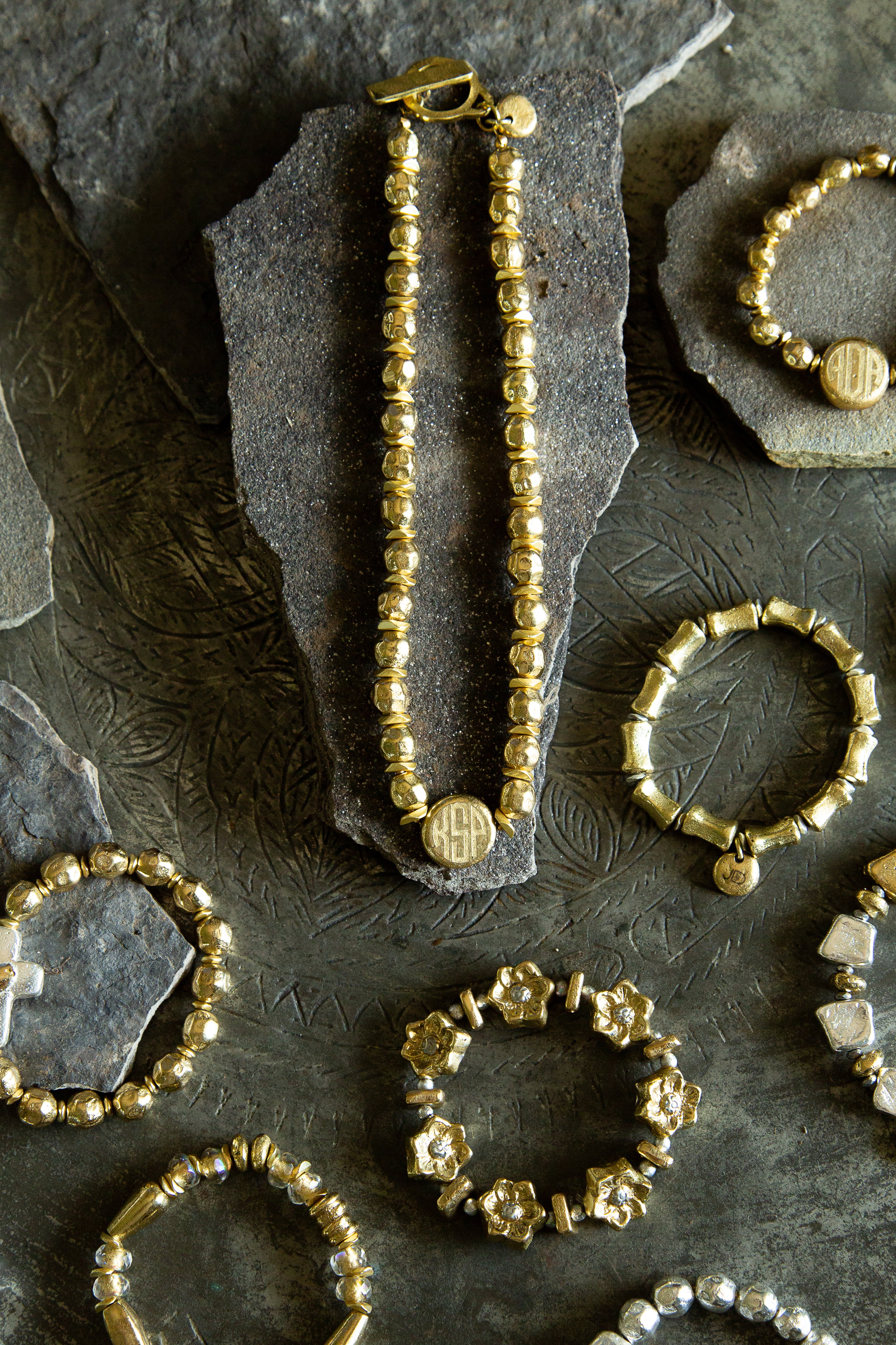 Signature Collection 03 - IV